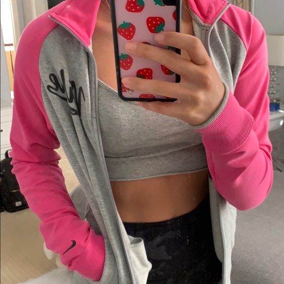 Nike Jacket - Picture 7 of 7